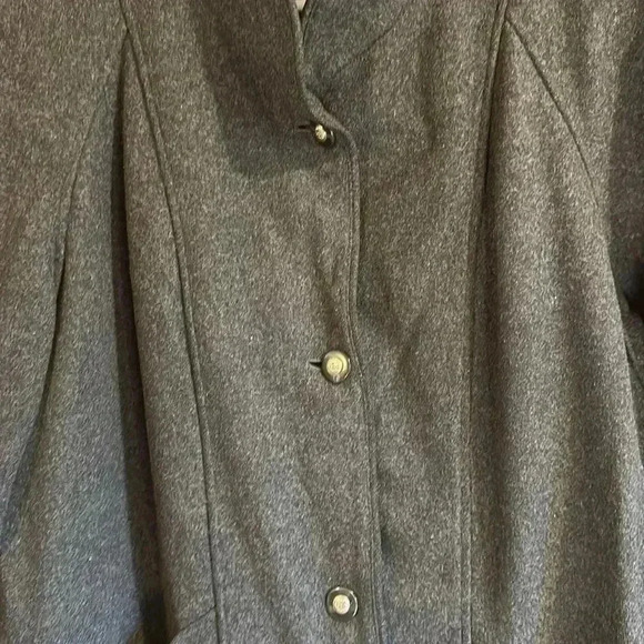 Michelle Stuart size 8 wool long coat. - Picture 2 of 5